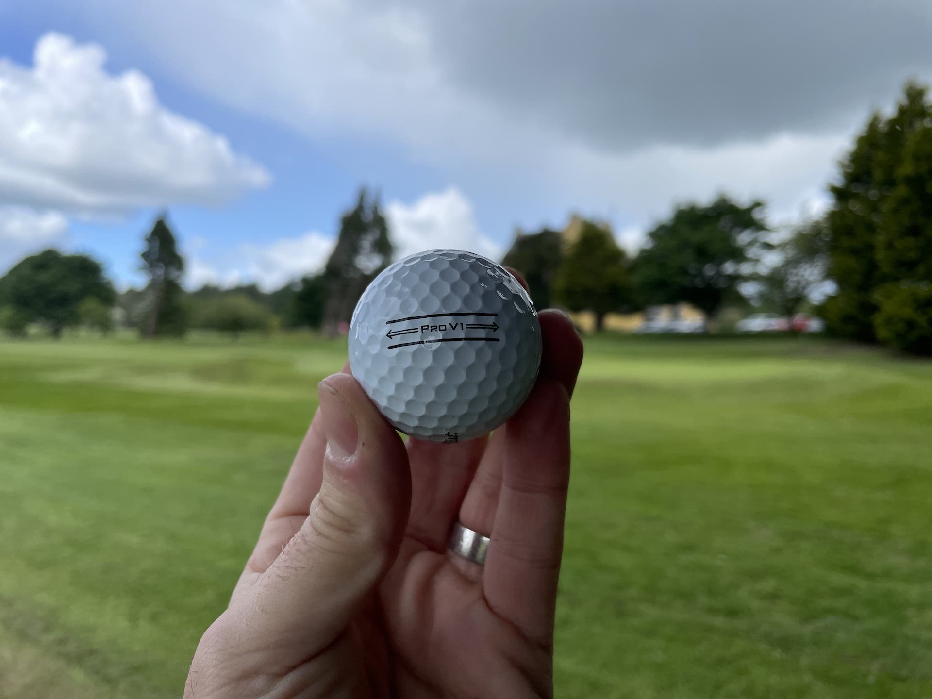 Titleist PRO V1 Golf Ball 2